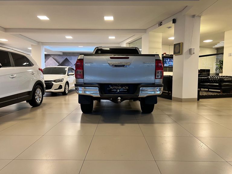 Toyota Hilux CD SRV 4x2 2.7 Flex 16V Aut.