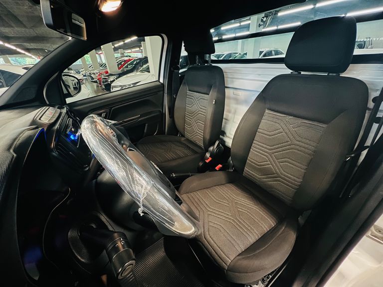 Fiat Strada Freedom 1.3 Flex 8V  CS Plus