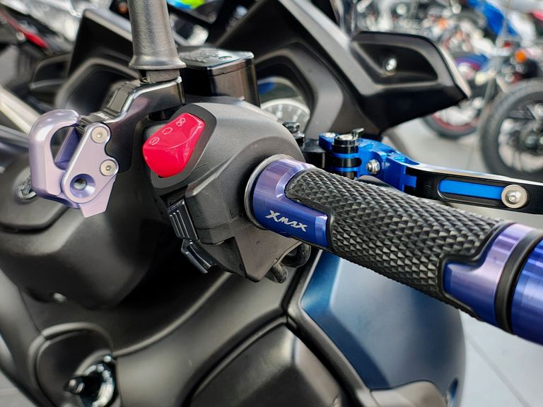 YAMAHA XMAX 250 ABS