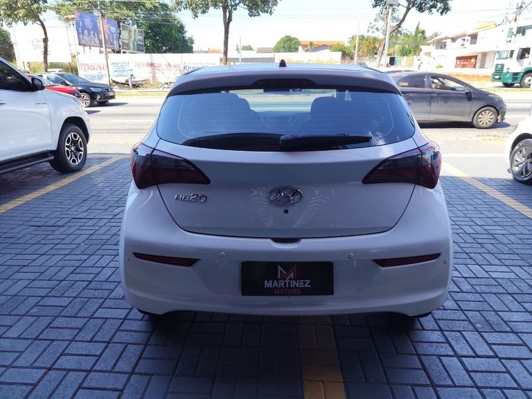 Hyundai HB20 Unique 1.0 Flex 12V Mec.
