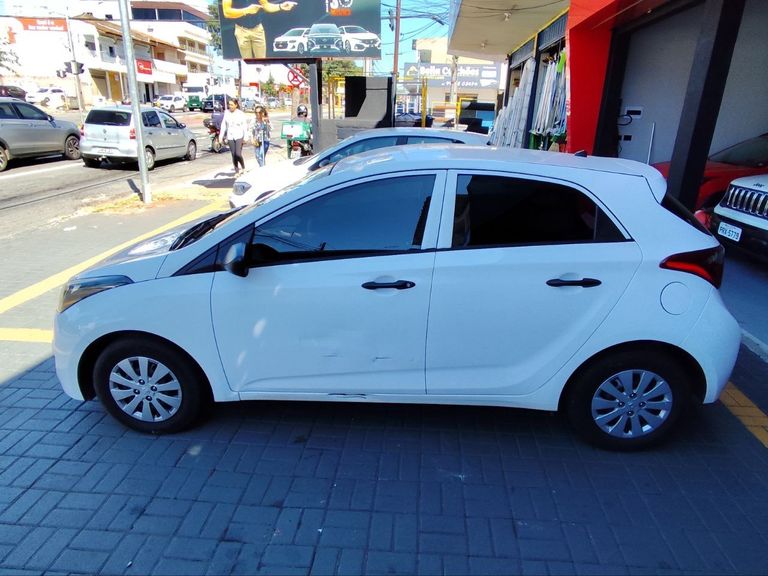 Hyundai HB20 Unique 1.0 Flex 12V Mec.