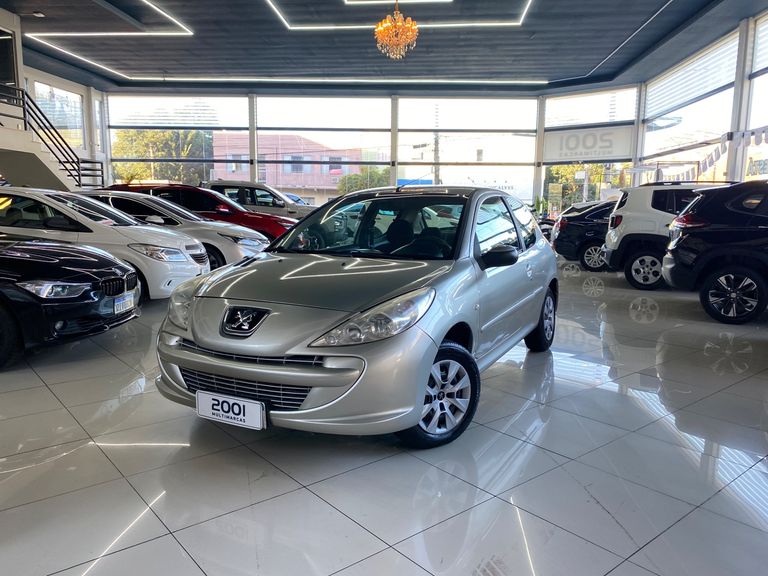 Peugeot 207 XR 1.4 Flex 8V 3p