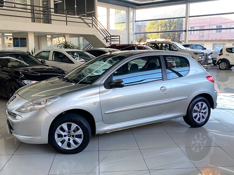 Peugeot 207 XR 1.4 Flex 8V 3p