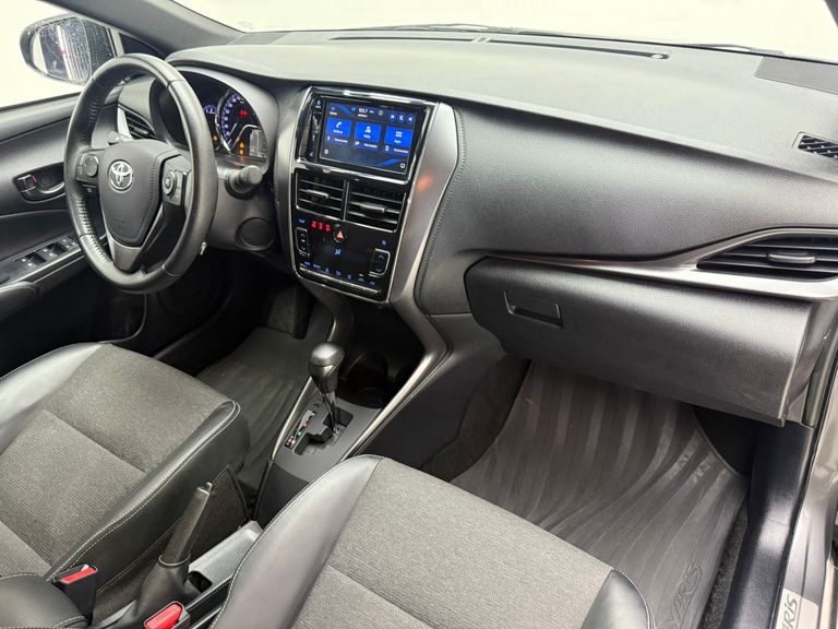 Toyota YARIS XS 1.5 Flex 16V 5p Aut.