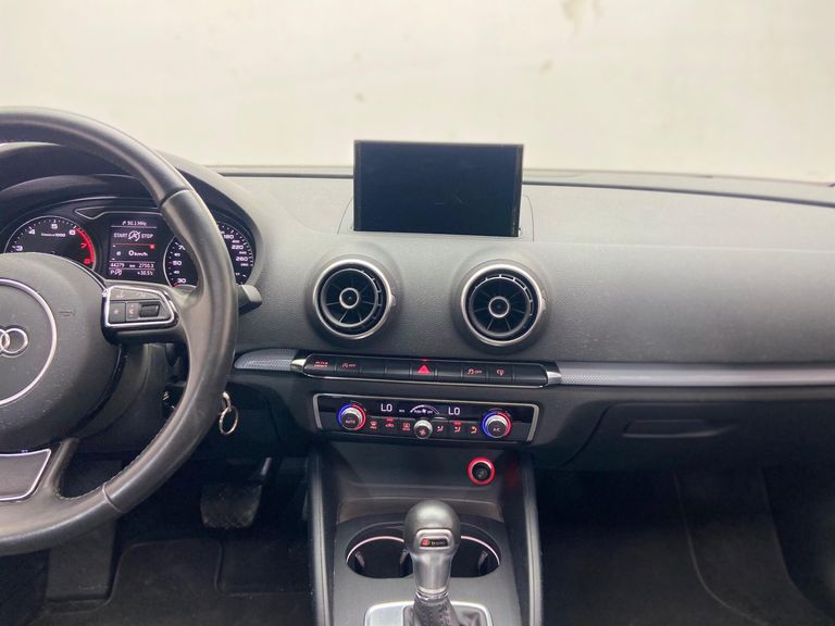Audi A3 Sed.1.8/1.8 Ambit.16V TB FSI S-tronic