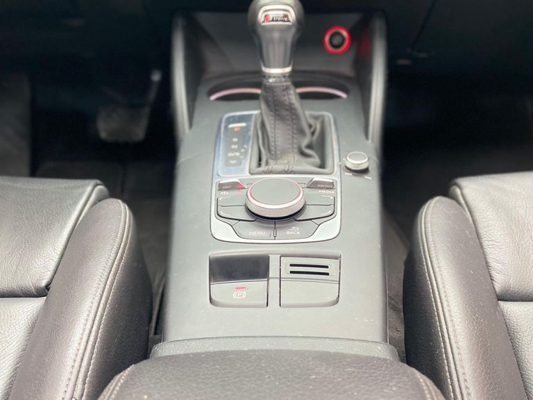 Audi A3 Sed.1.8/1.8 Ambit.16V TB FSI S-tronic