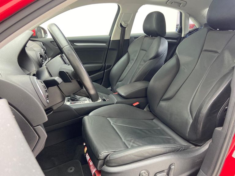 Audi A3 Sed.1.8/1.8 Ambit.16V TB FSI S-tronic