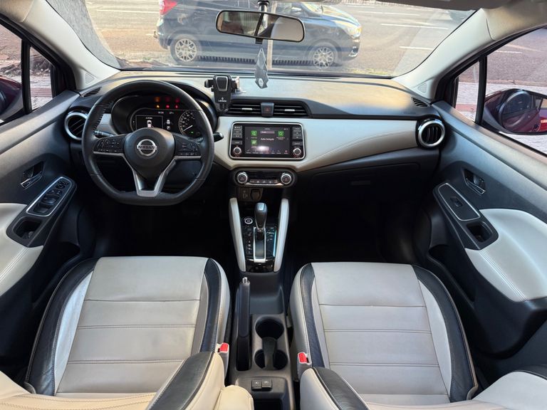 Nissan VERSA Exclusive 1.6 16V Flex Aut.