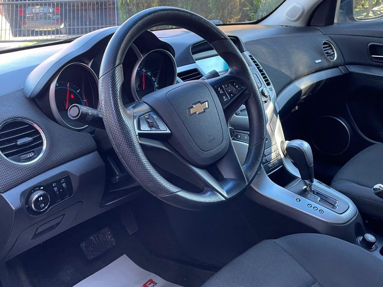 Chevrolet CRUZE LT 1.8 16V FlexPower 4p Aut.