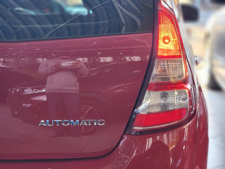 Renault SANDERO Privilège Hi-Flex 1.6 16V 5p Aut