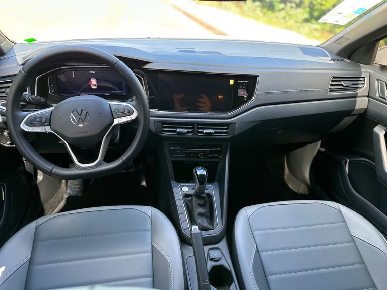 VolksWagen Nivus Highline 1.0 200 TSI Flex Aut.