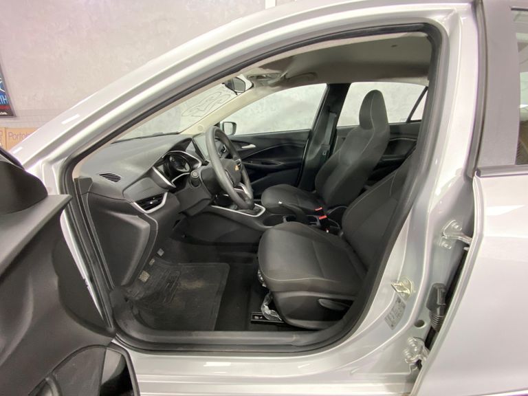 Chevrolet ONIX SEDAN Plus LT 1.0 12V Flex 4p Mec.