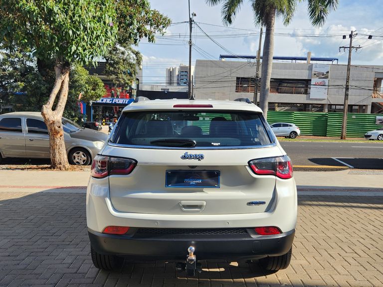 Jeep COMPASS LONGITUDE 2.0 4x2 Flex 16V Aut.