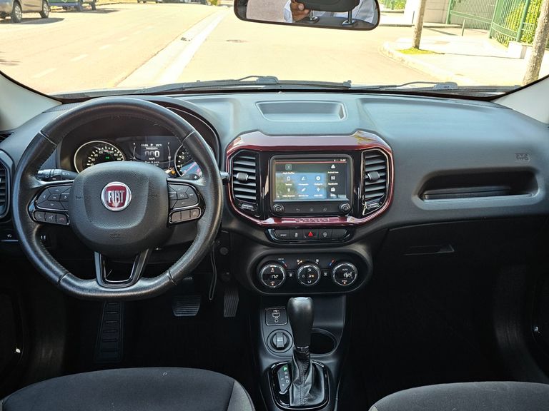 Fiat Toro Freedom 1.8 16V Flex Aut.
