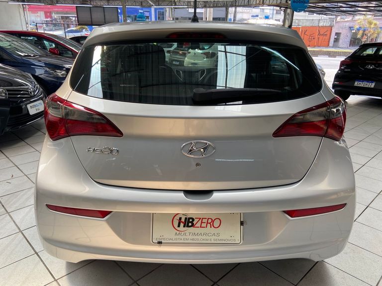 Hyundai HB20 Unique 1.0 Flex 12V Mec.