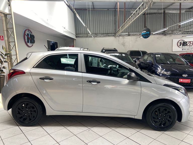 Hyundai HB20 Unique 1.0 Flex 12V Mec.