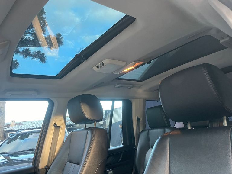 Land Rover Discovery4 HSE 5.0 4x4 Aut.