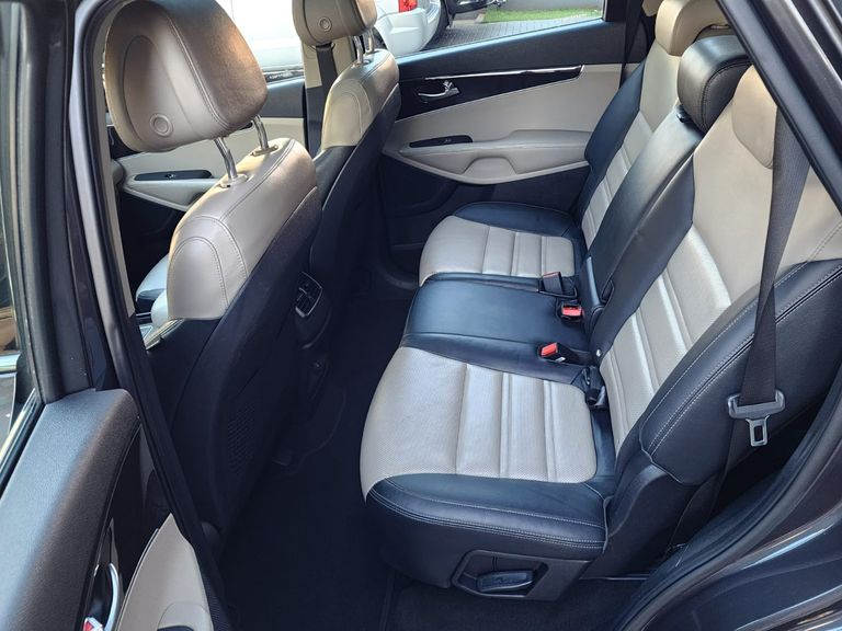 Kia Motors Sorento 3.3 V6 24V 270cv 4x2 Aut.