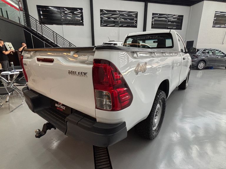 Toyota Hilux CS 4x4 2.8 TDI Diesel Mec.
