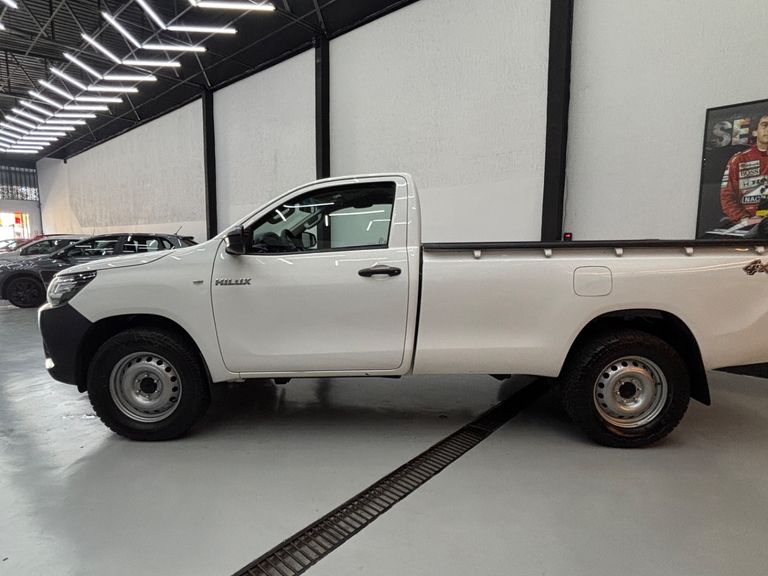 Toyota Hilux CS 4x4 2.8 TDI Diesel Mec.