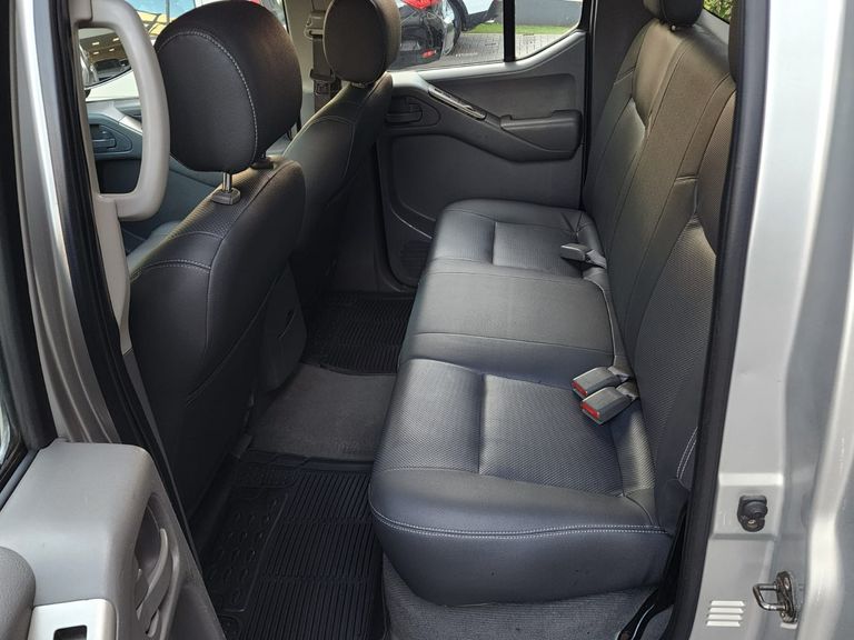 Nissan Frontier SEL CD 4x4 2.5 TB Diesel Aut.