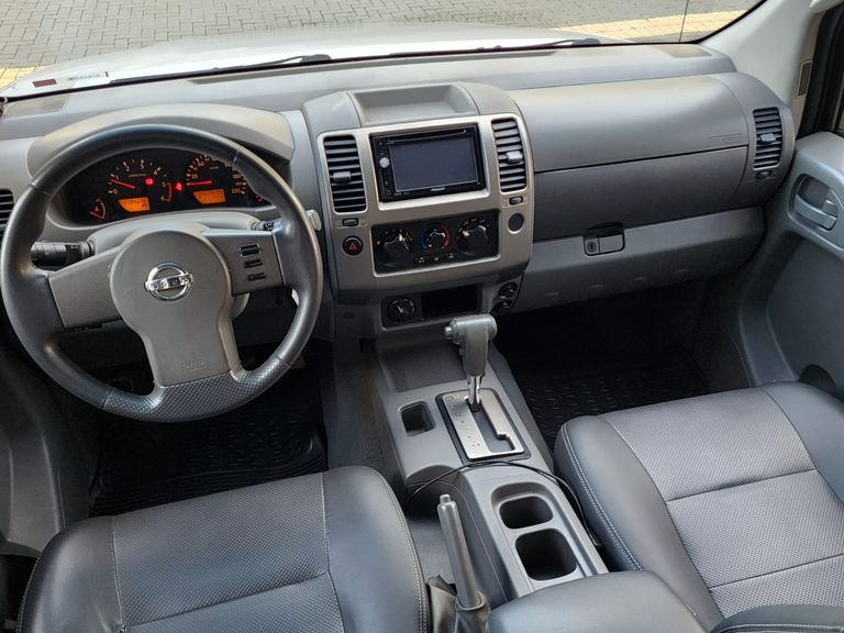 Nissan Frontier SEL CD 4x4 2.5 TB Diesel Aut.