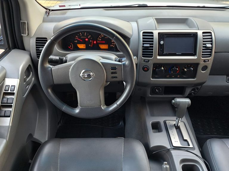 Nissan Frontier SEL CD 4x4 2.5 TB Diesel Aut.