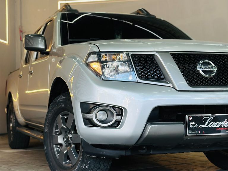 Nissan Frontier SV ATTACK CD 4x2 2.5 TB Diesel
