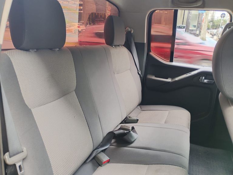 Nissan Frontier SV ATTACK CD 4x2 2.5 TB Diesel