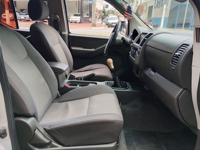 Nissan Frontier SV ATTACK CD 4x2 2.5 TB Diesel