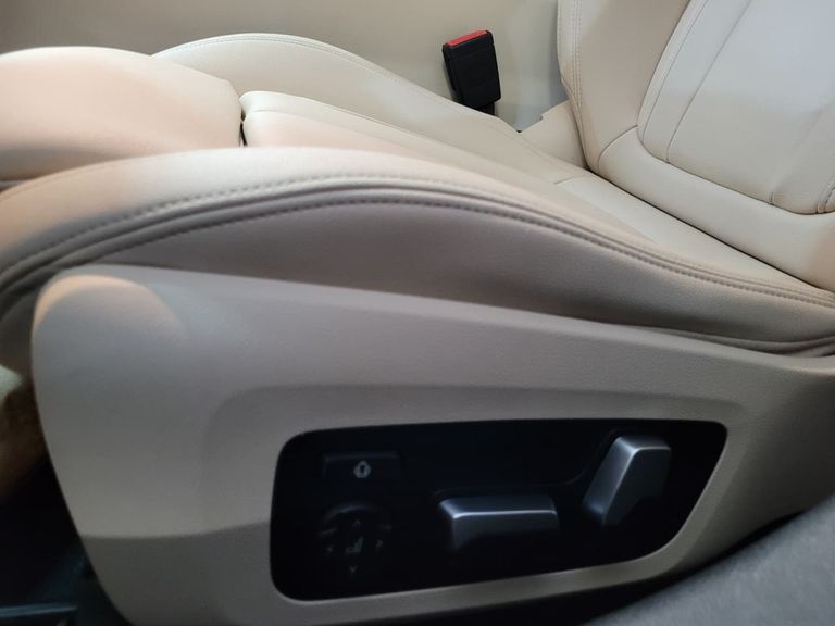 BMW 320iA Modern/Sport TB 2.0/A.Flex/GP 4p