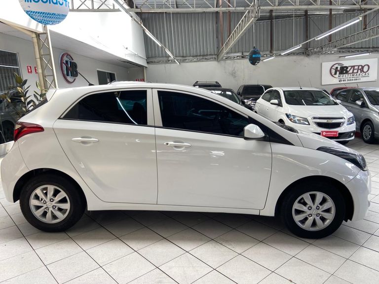Hyundai HB20 Unique 1.0 Flex 12V Mec.
