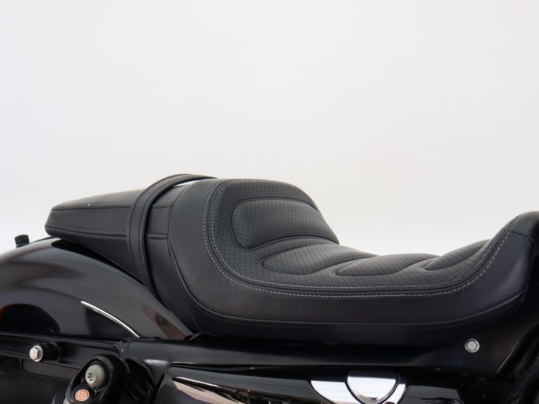 Harley XL 1200 CX ROADSTER
