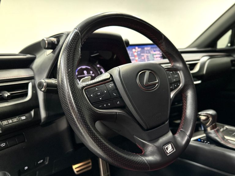 Lexus UX-250h F-Sport 2.0 16V Aut. (Híbrido)