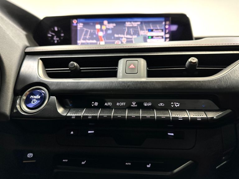 Lexus UX-250h F-Sport 2.0 16V Aut. (Híbrido)