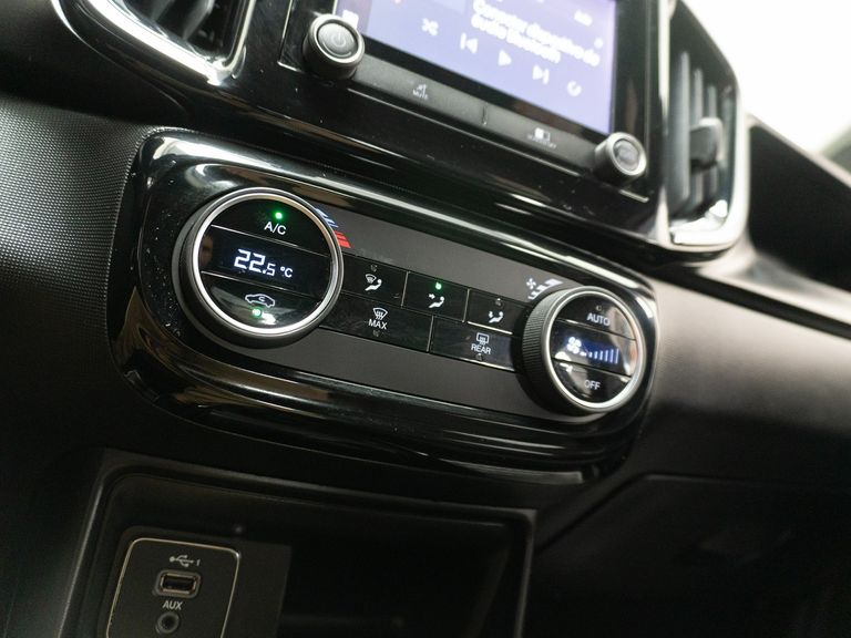 Fiat Strada Volcano 1.3 Flex 8V CD