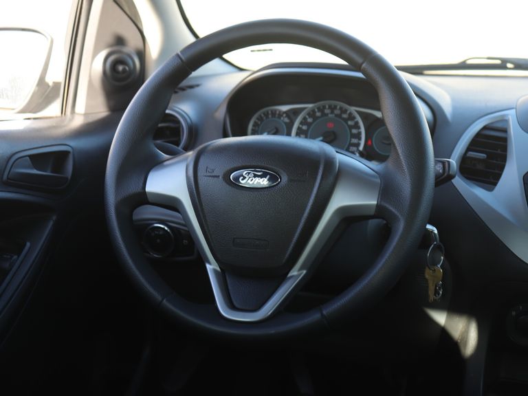 Ford Ka 1.0 SE/SE Plus TiVCT Flex 5p