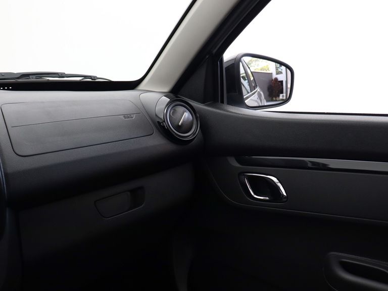 Renault KWID Intense 1.0 Flex 12V 5p Mec.
