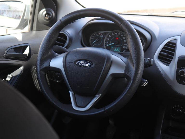 Ford Ka 1.0 SE/SE Plus TiVCT Flex 5p