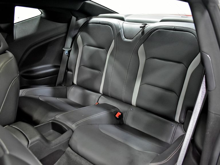 Chevrolet Camaro SS 6.2 V8 16V