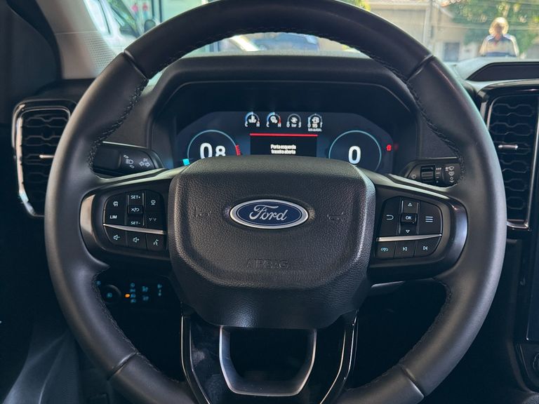 Ford Ranger Limited+ 3.0 V6 4x4 CD TB Die Aut