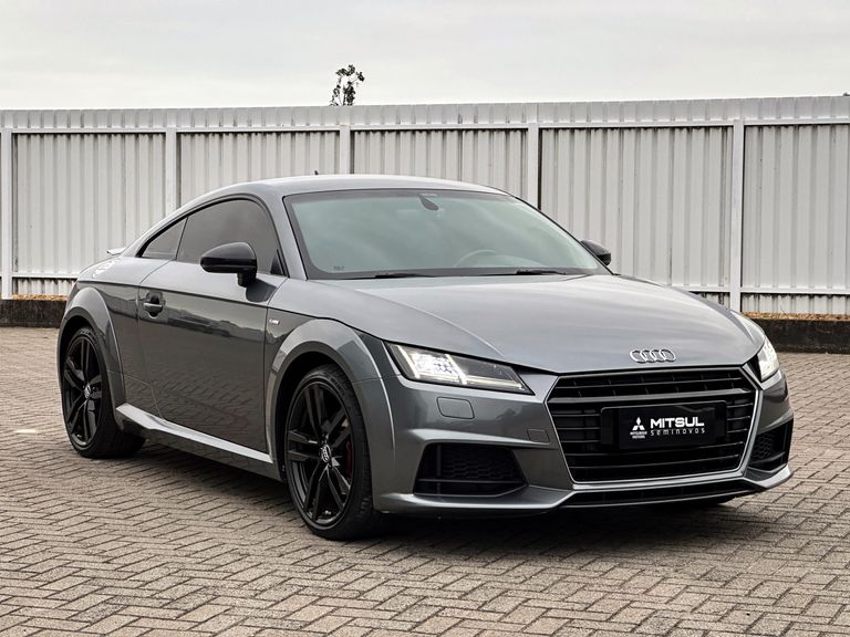 Audi TT 2.0 16v TFSI S-Tronic