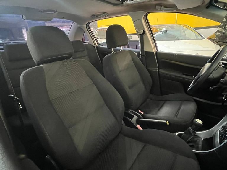 Peugeot 307 Sed. Presence 1.6 Flex 16V 4p