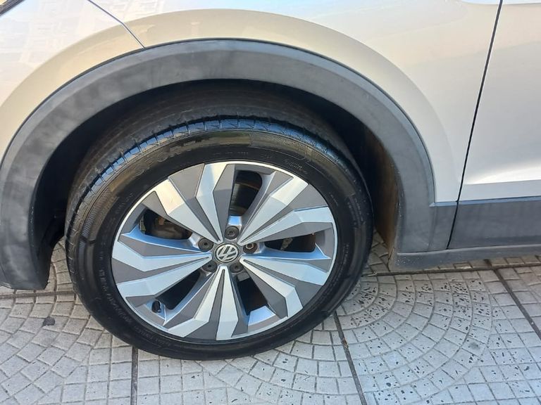 VolksWagen T-Cross Comfortline 1.0 TSI Flex 5p Aut.