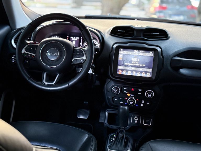 Jeep Renegade Longitude 1.8 4x2 Flex 16V Aut.