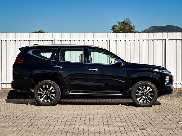 Mitsubishi Pajero Sport HPE-S 2.4  4x4 Diesel Aut.