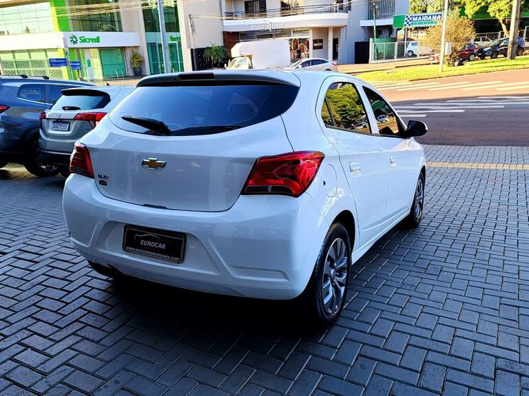 Chevrolet ONIX HATCH Joy 1.0 8V Flex 5p Mec.