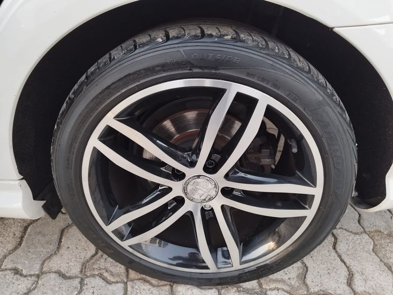 Mercedes C-180 CGI Sport 1.6 TB 16V 156cv Aut.