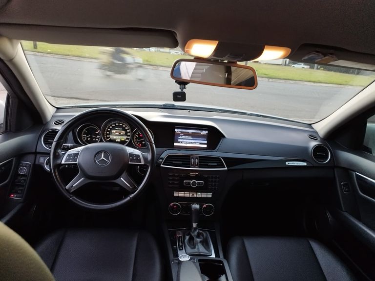 Mercedes C-180 CGI Sport 1.6 TB 16V 156cv Aut.