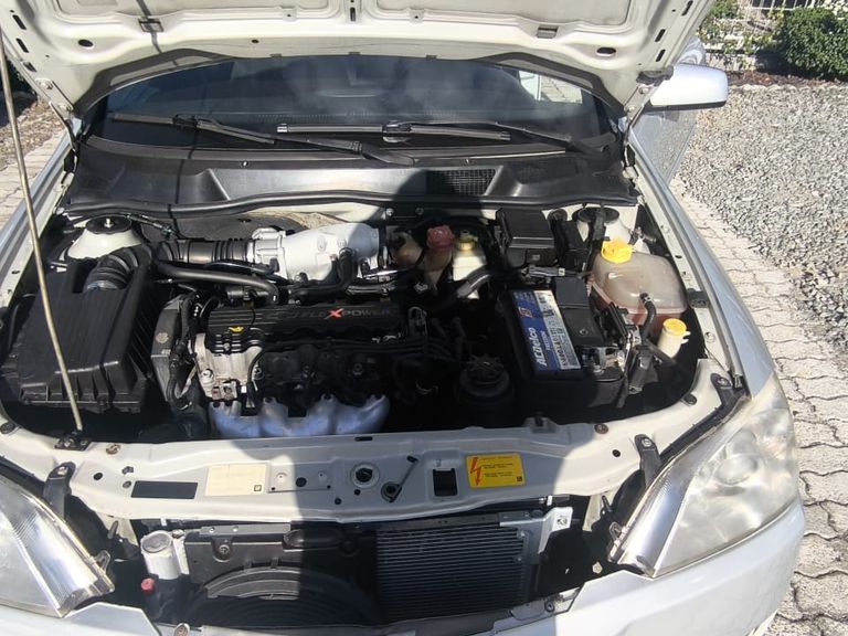 Chevrolet Astra Advantage 2.0 MPFI FlexPower 8V 3p